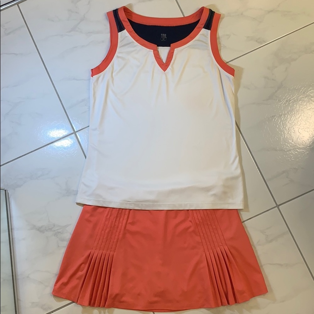 Tennis set by Tail size Medium